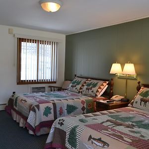 Standard Double Room Two Double Beds